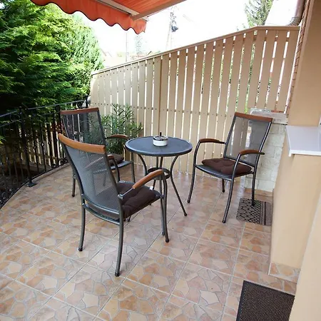 Fonix Apartmanhaz Hajduszoboszlo