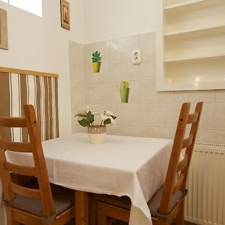 Appartement Fonix Apartmanhaz Hajdúszoboszló